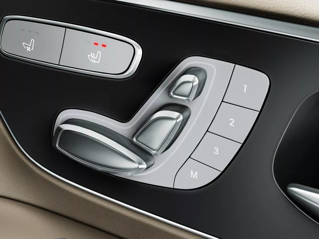 Фото двери Mercedes-Benz V-Класс L II 2014 -  2024 
                                            