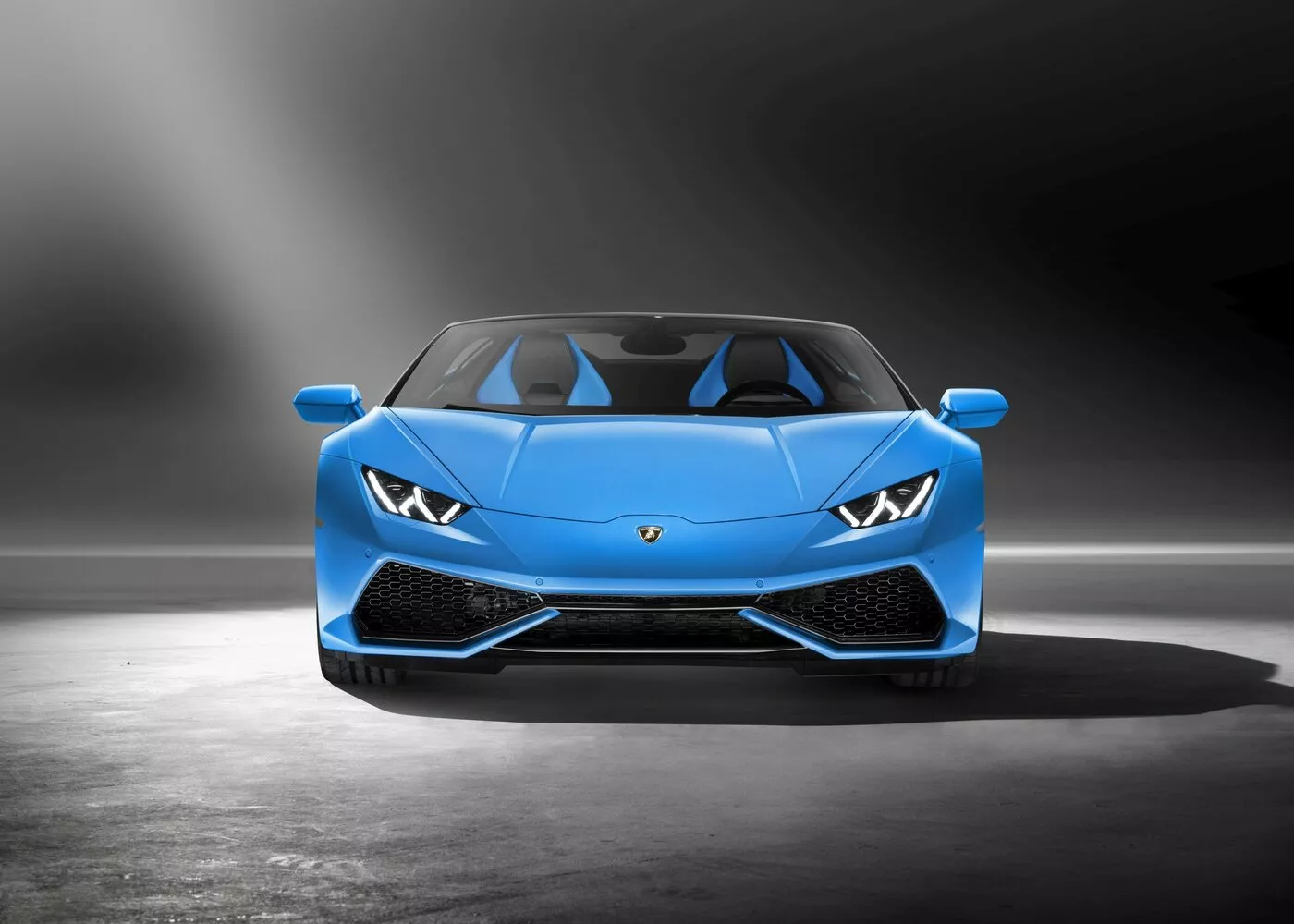 Фото спереди Lamborghini Huracán   2014 -  2024 
                                            