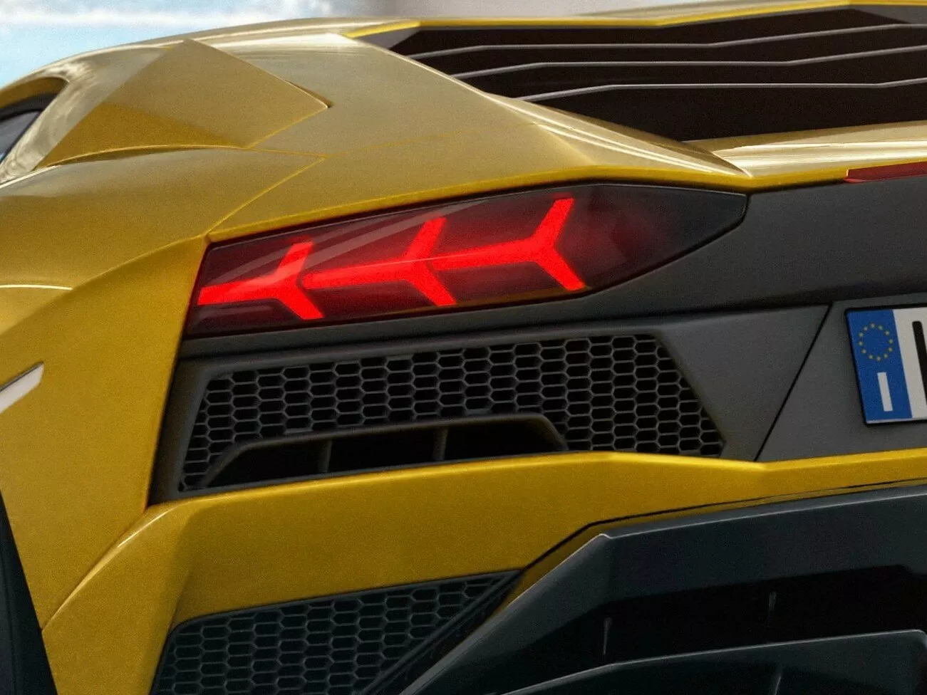 Фото задних фонорей Lamborghini Aventador  I Рестайлинг 2016 -  2024 
                                            