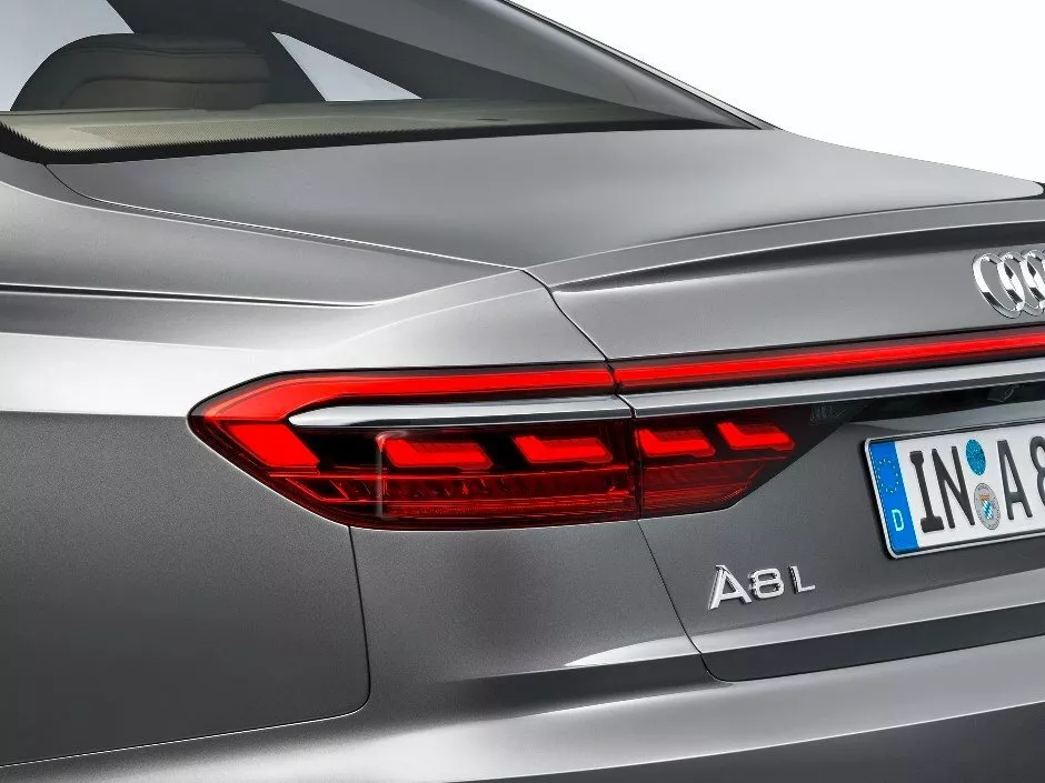 Фото задних фонорей Audi A8 Long IV (D5) 2017 -  2024 
                                            
