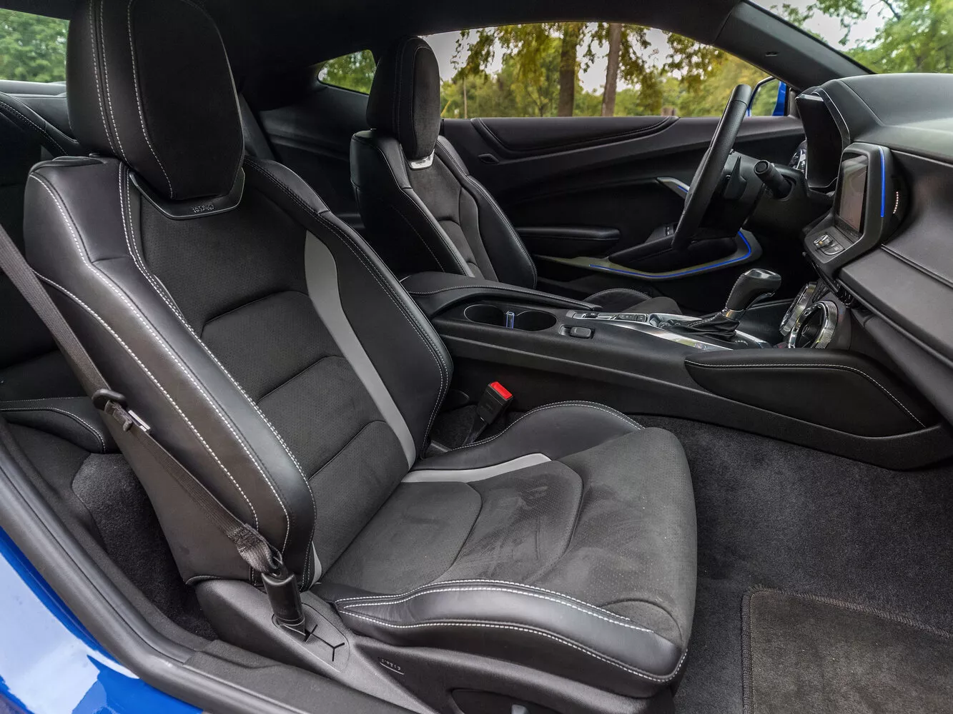 Фото места водителя Chevrolet Camaro  VI Рестайлинг 2018 -  2024 
                                            