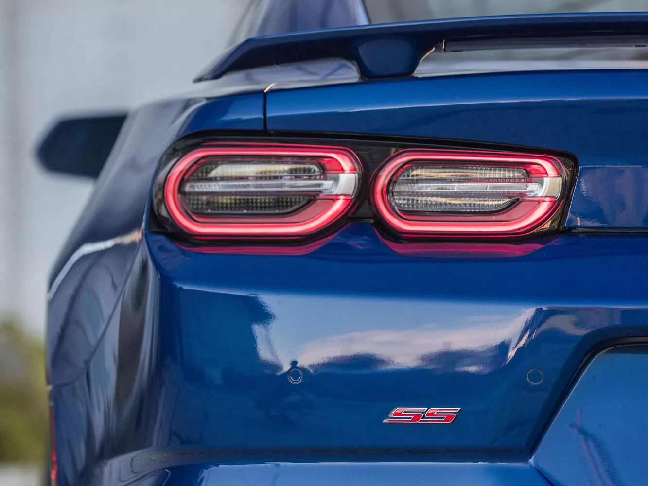 Фото задних фонорей Chevrolet Camaro  VI Рестайлинг 2018 -  2024 
                                            