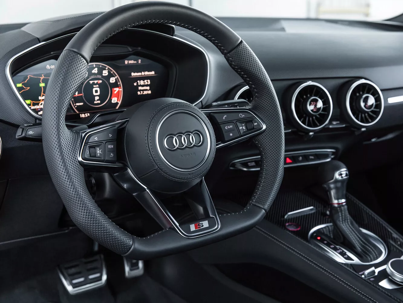Фото рулевого колеса Audi TTS  III (8S) Рестайлинг 2018 -  2024 
                                            