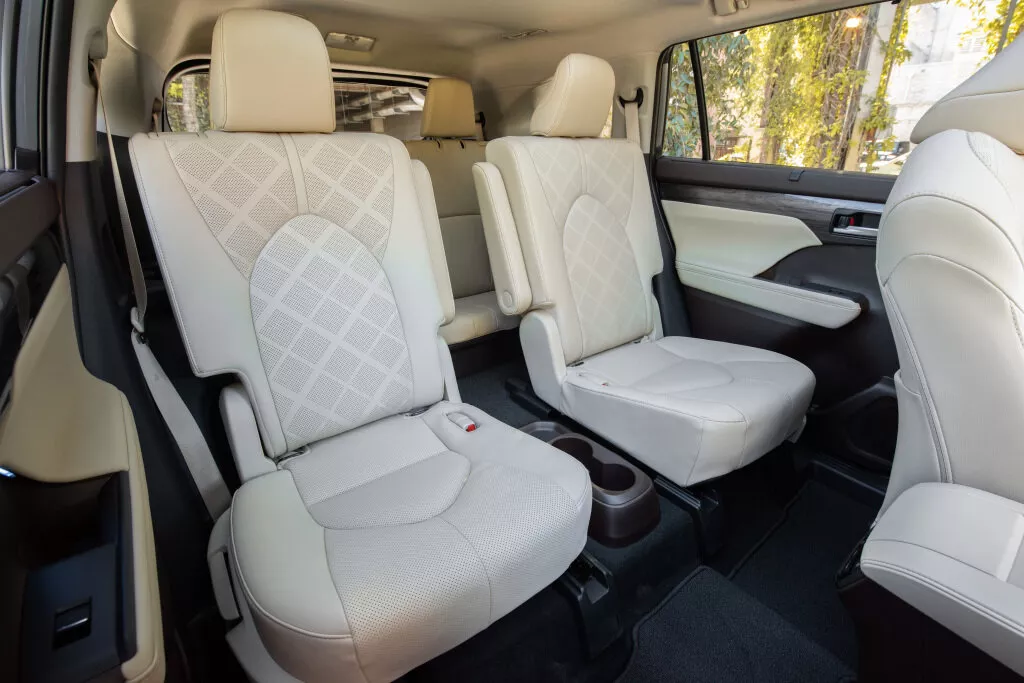 Фото сидений Toyota Highlander  IV (U70) 2019 -  2024 
                                            