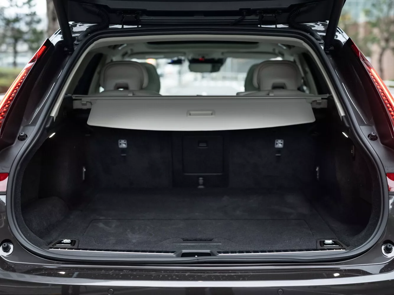 Фото багажника Volvo V90  II Рестайлинг 2020 -  2024 
                                            