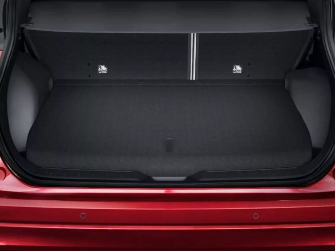 Фото багажника Mitsubishi Eclipse Cross  I Рестайлинг 2020 -  2024 
                                            