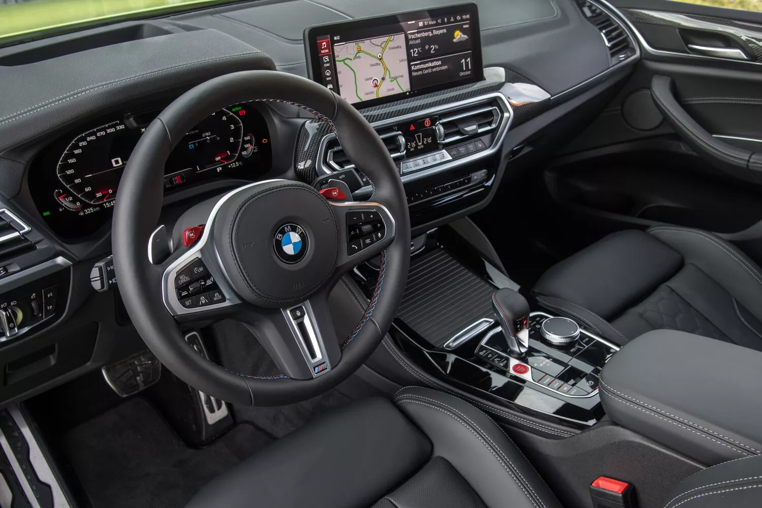 Фото места водителя BMW X4 M  I (F98) Рестайлинг 2021 -  2024 
                                            