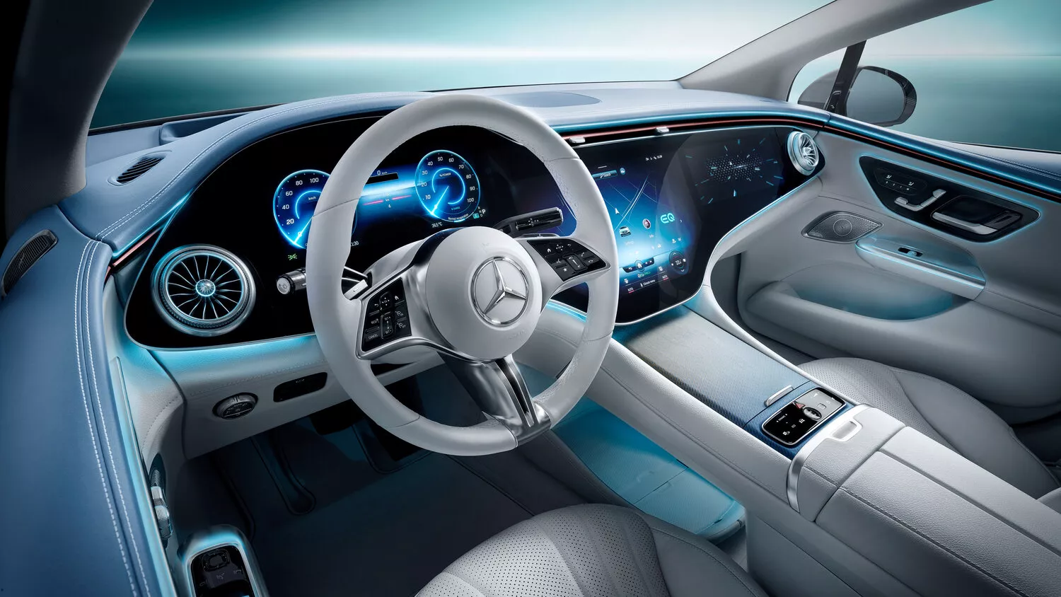 Фото места водителя Mercedes-Benz EQE   2022 -  2024 
                                            