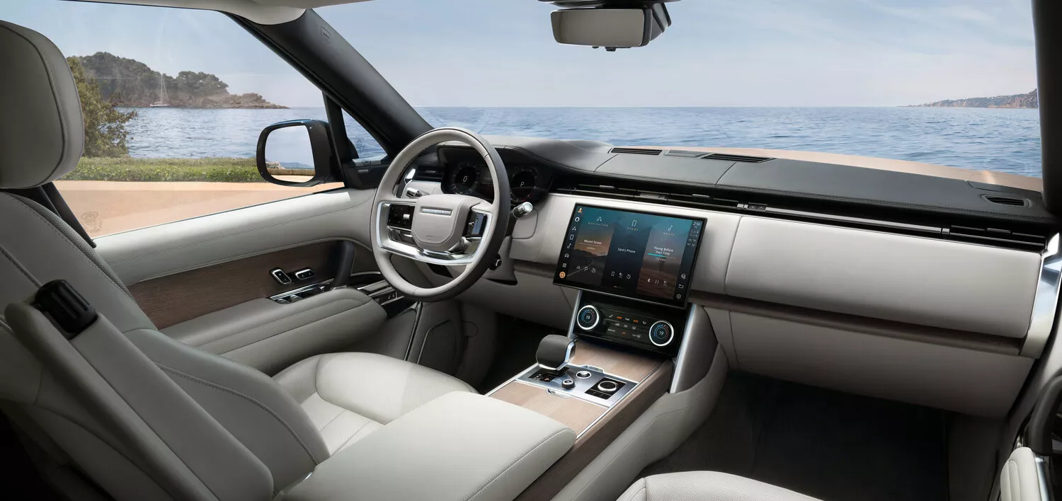 Фото салона спереди Land Rover Range Rover  V 2021 -  2024 
                                            