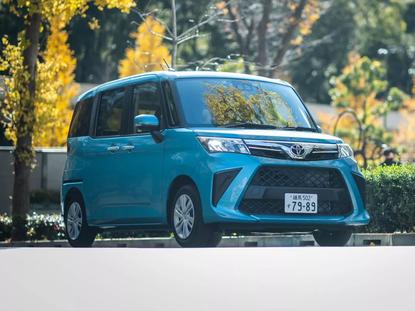 Фото экстерьера Toyota Roomy  I Рестайлинг 2020 -  2024 
                                            