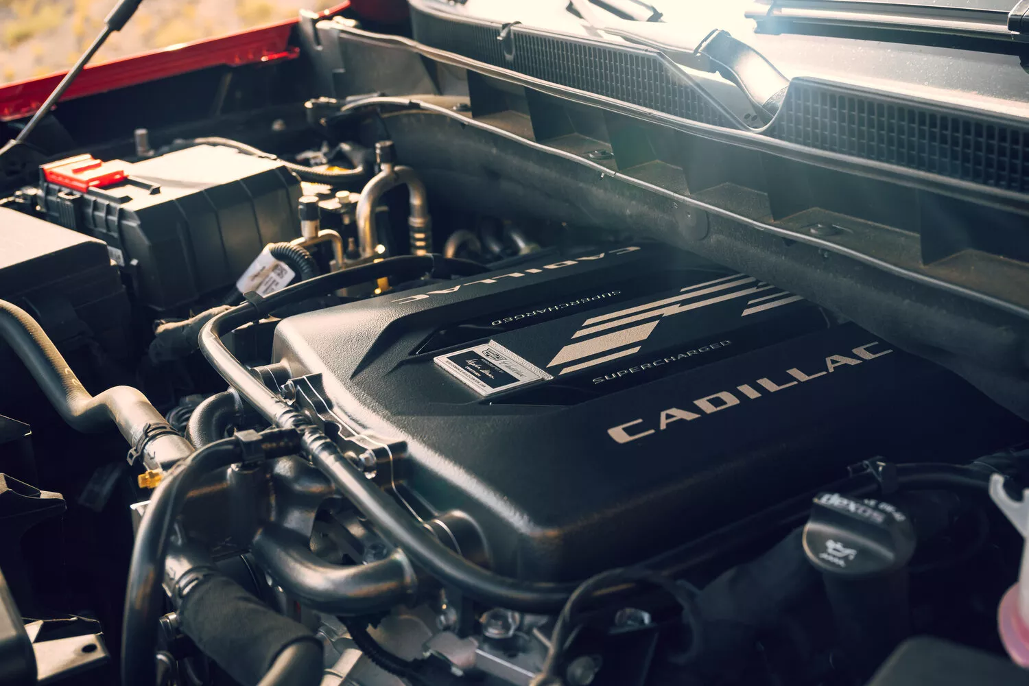 Фото интерьера Cadillac Escalade-V   2022 -  2024 
                                            