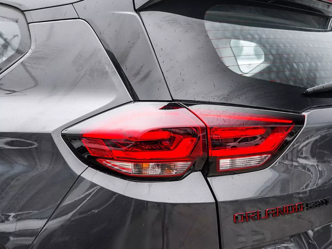 Фото задних фонорей Chevrolet Orlando  II 2018 -  2024 
                                            