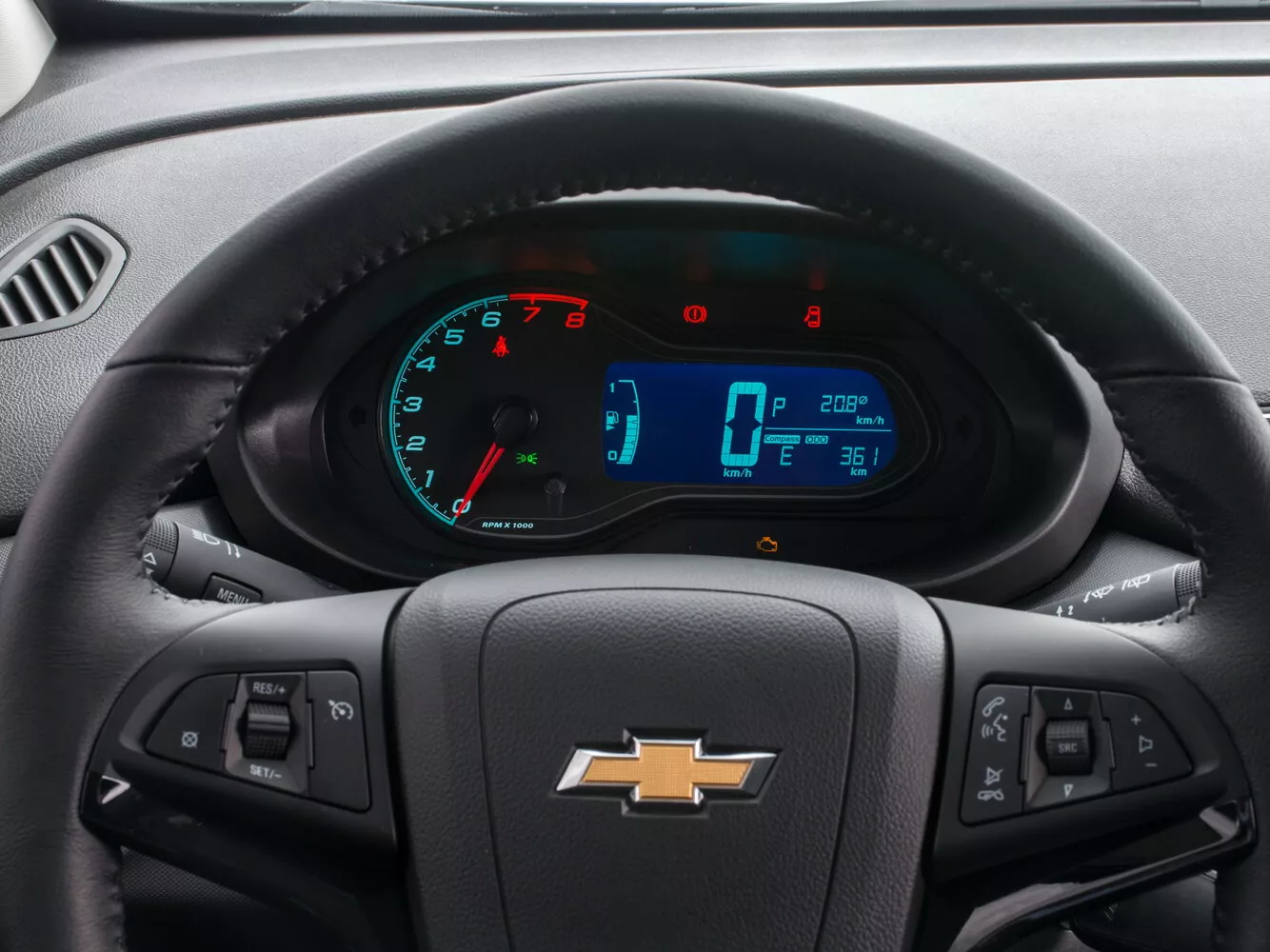 Фото приборной панели Chevrolet Onix  I Рестайлинг 2016 -  2024 
                                            