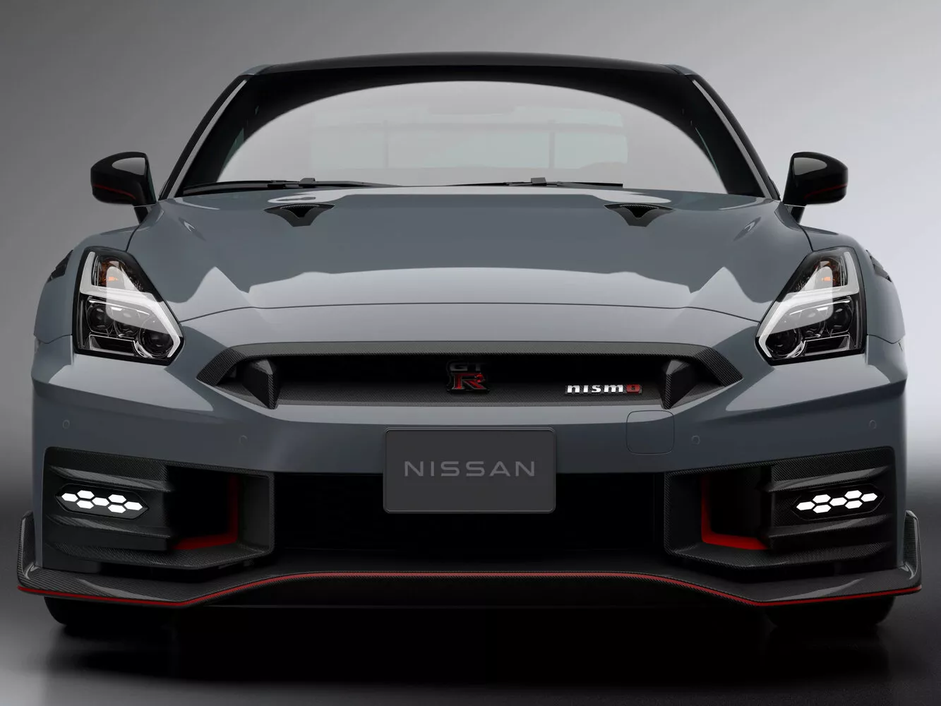Фото спереди Nissan GT-R Nismo I Рестайлинг 4 2023 -  2024 
                                            